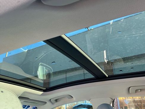 Used 2015 Audi Q3 2.0T Prestige w/ Prestige Package image 22