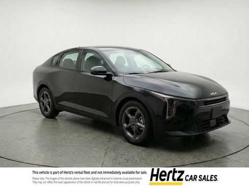 Used 2025 Kia K4 FWD image 1