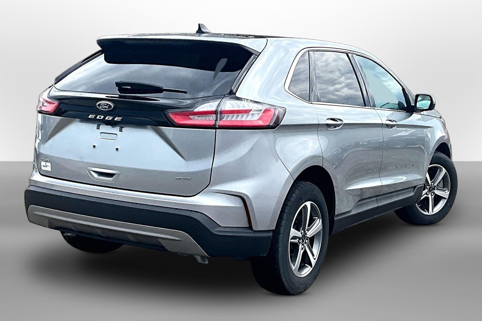 Used 2024 Ford Edge SEL w/ Convenience Package AWD/4WD image 11