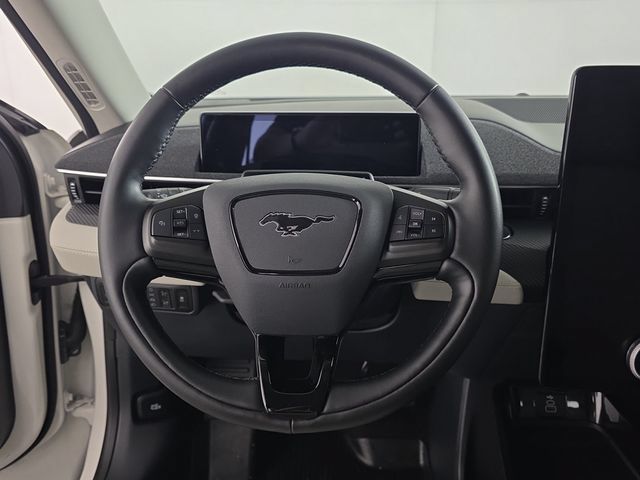 Used 2025 Ford Mustang Mach-E Premium RWD image 13