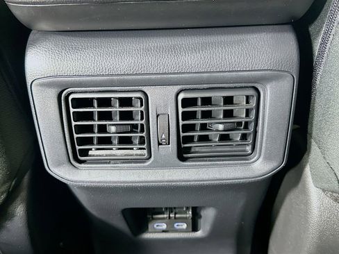 Certified 2025 Toyota RAV4 XLE FWD image 25