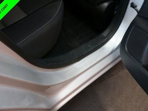 Used 2021 Nissan Sentra SV image 46