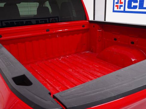 Used 2025 Chevrolet Silverado 1500 LT RWD image 28