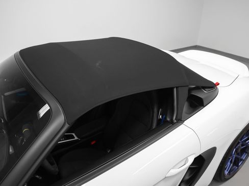 Certified 2025 Porsche 718 Boxster Spyder RS w/ Light Design Package RWD image 9