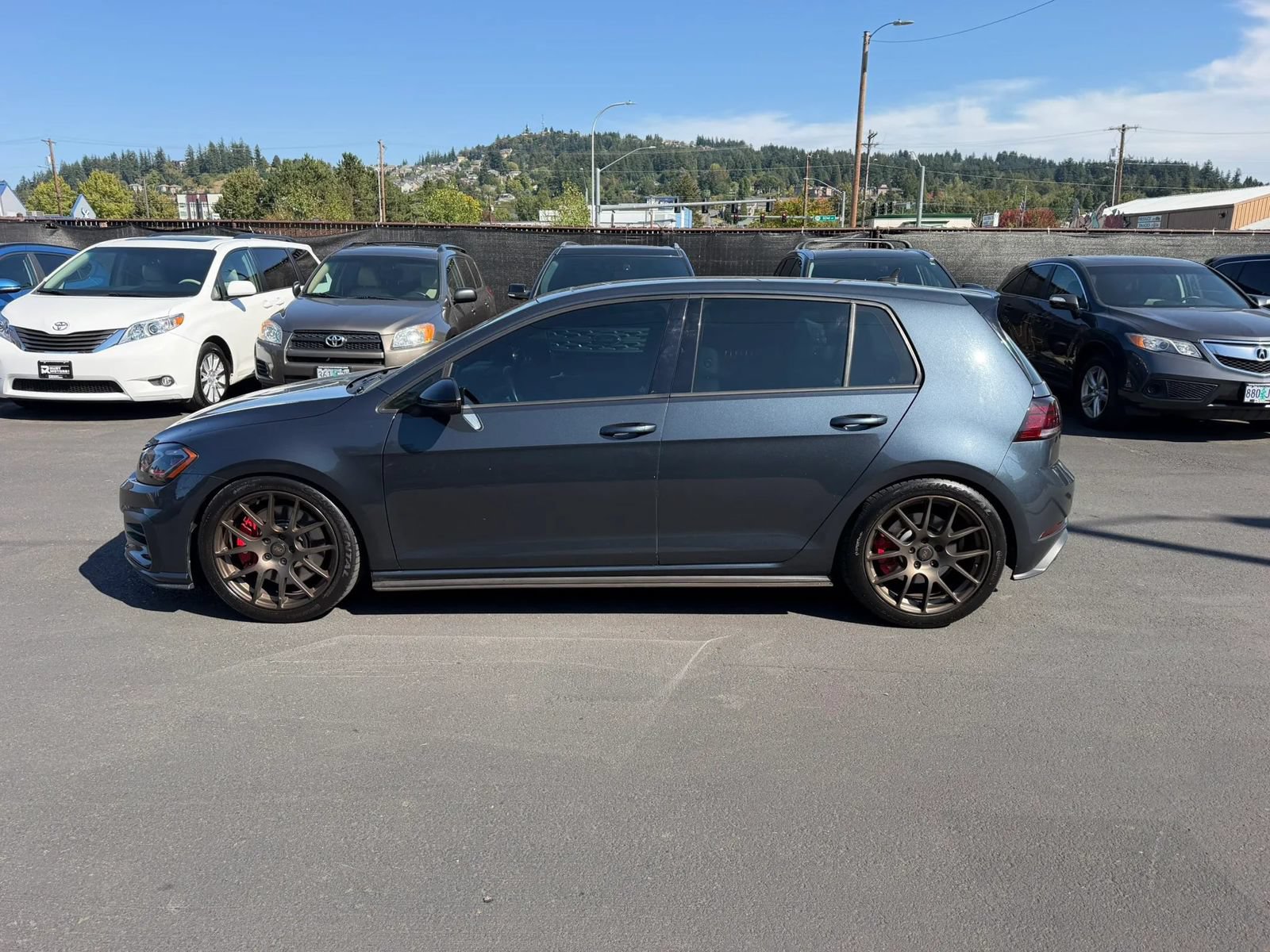 Used 2021 Volkswagen GTI SE FWD image 8
