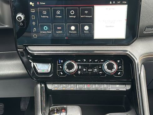 Used 2022 GMC Sierra 1500 AT4 w/ AT4 Premium Package image 19