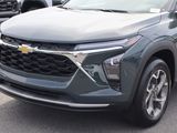 New 2025 Chevrolet Trax LT w/ Driver Confidence Package image 5