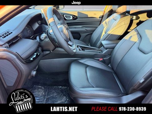 New 2026 Jeep Compass Limited image 7