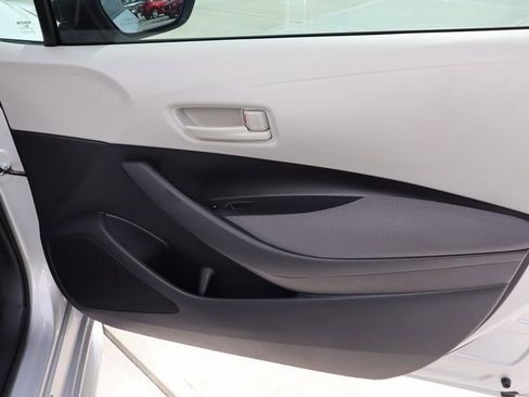 Used 2023 Toyota Corolla LE image 25