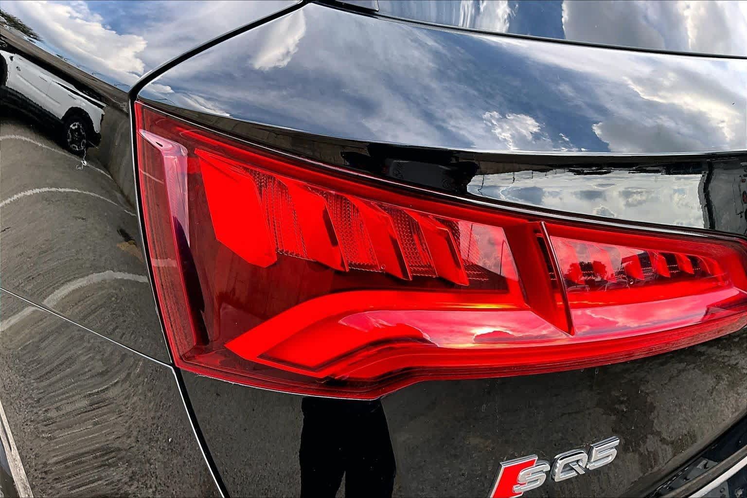 Used 2018 Audi SQ5 Prestige w/ Prestige Package AWD/4WD image 28
