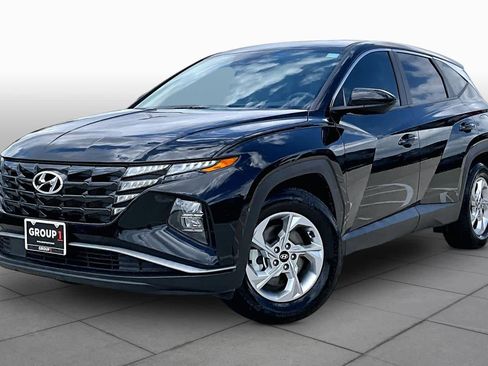 Used 2024 Hyundai Tucson SE FWD image 1