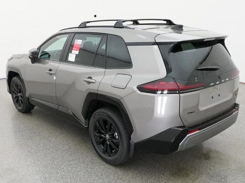 Used 2026 Toyota RAV4 SE FWD image 8
