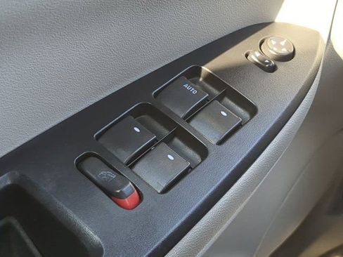 Used 2007 Chevrolet Impala LT FWD image 20