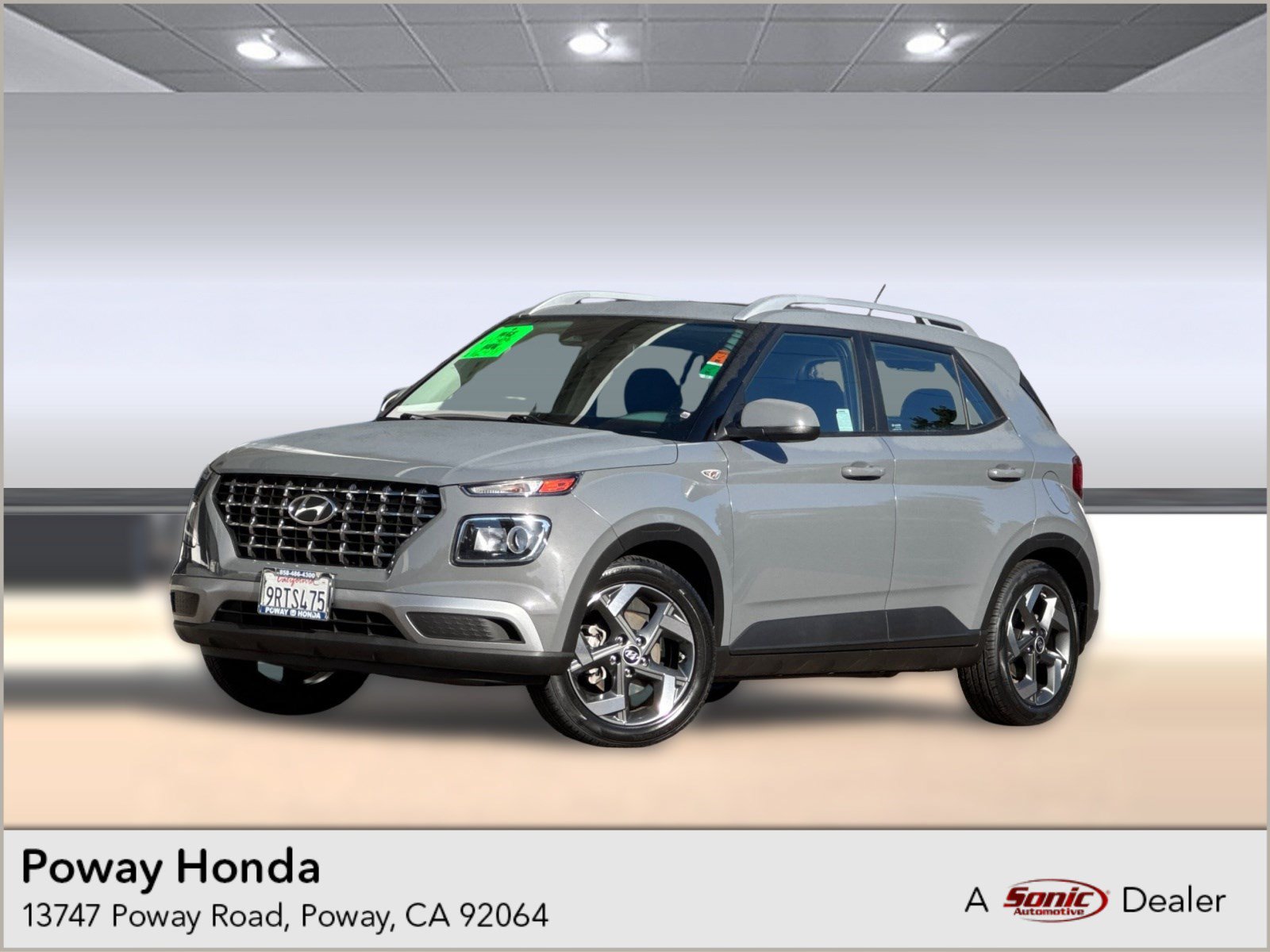 Used 2023 Hyundai Venue SEL FWD image 1