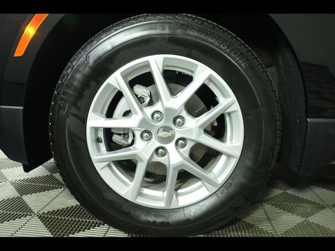 Used 2023 Chevrolet Equinox LT image 15