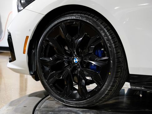 Used 2026 BMW 530i w/ M Sport Package image 61