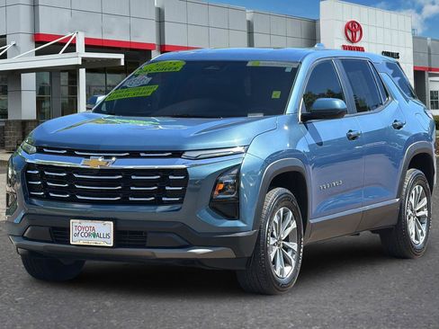 Used 2025 Chevrolet Equinox LT FWD image 8