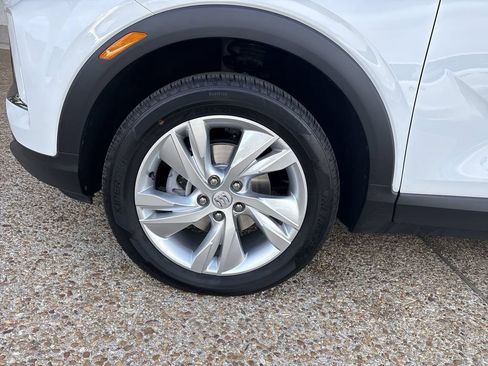 Certified 2025 Buick Encore GX Preferred w/ Comfort Package AWD/4WD image 32