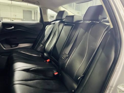 Used 2023 Acura TLX FWD image 25