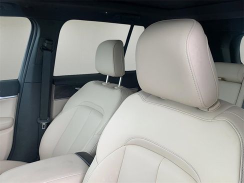 Used 2025 Jeep Grand Cherokee Limited image 29