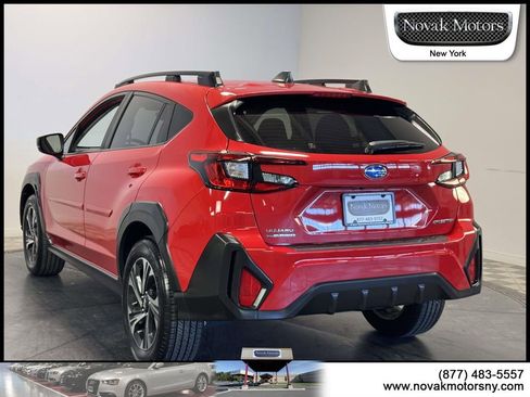 Used 2024 Subaru Crosstrek 2.0i Premium AWD/4WD image 8