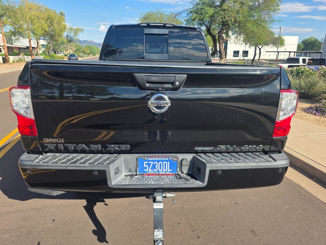 Used 2018 Nissan Titan SV w/ SV Convenience Package AWD/4WD image 13