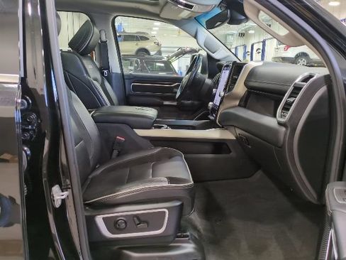 Used 2022 RAM 1500 Laramie AWD/4WD image 15
