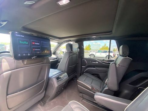 Used 2023 Cadillac Escalade Sport AWD/4WD image 24