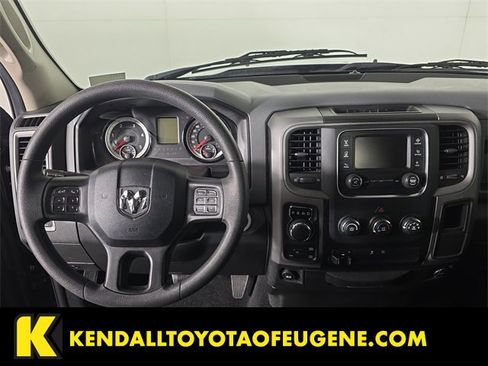 Used 2019 RAM 1500 Tradesman w/ Tradesman SXT Package image 11