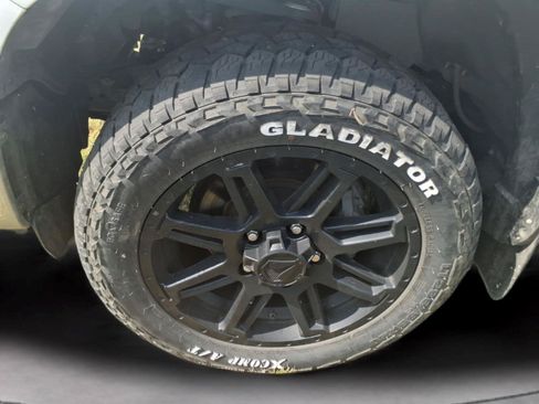 Used 2020 Toyota Tundra SR5 AWD/4WD image 12