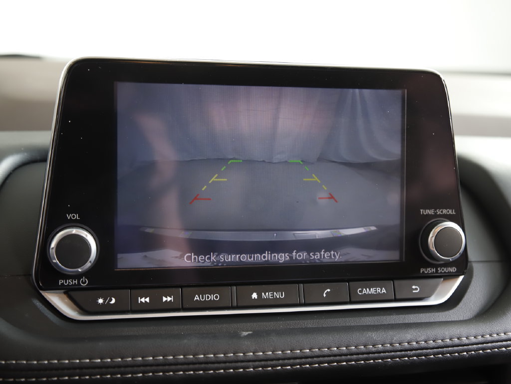 Used 2023 Nissan Rogue SV AWD/4WD image 17