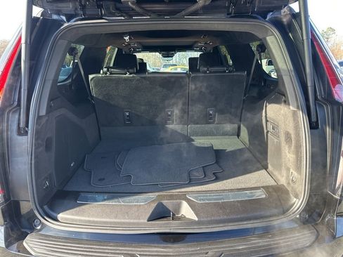 Used 2023 Cadillac Escalade ESV Sport Platinum image 33