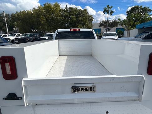 New 2024 RAM 3500 Tradesman w/ Chrome Appearance Group image 21