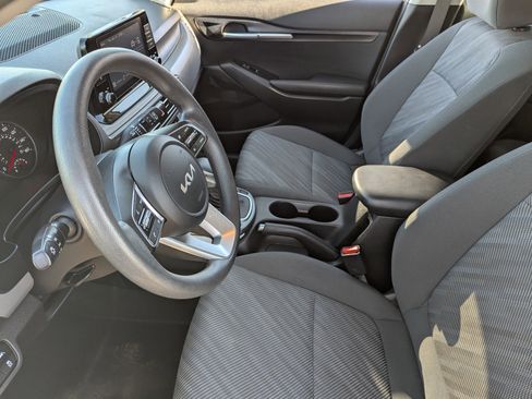 Certified 2023 Kia Seltos LX image 20