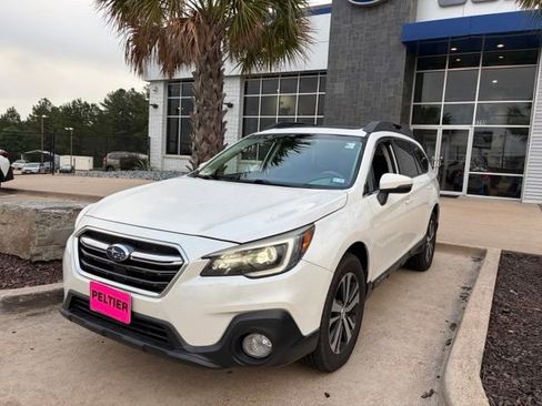 Used 2019 Subaru Outback 2.5i Limited AWD/4WD image 3