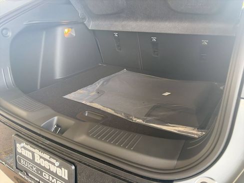 New 2026 Buick Envista Sport Touring w/ Convenience I Package FWD image 31