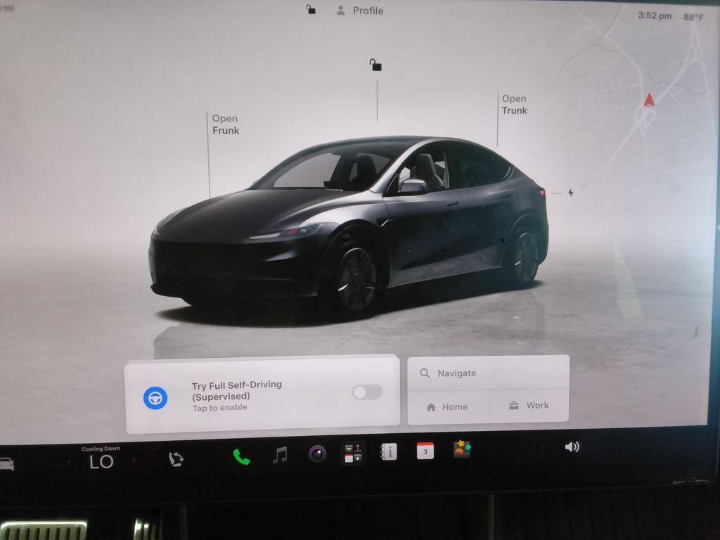 Used 2026 Tesla Model Y 2WD image 5