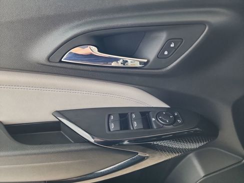 Certified 2024 Chevrolet Trax LT image 12