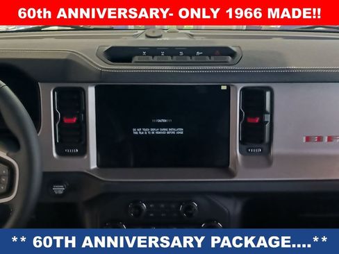 New 2026 Ford Bronco Outer Banks w/ Sasquatch Package AWD/4WD image 17