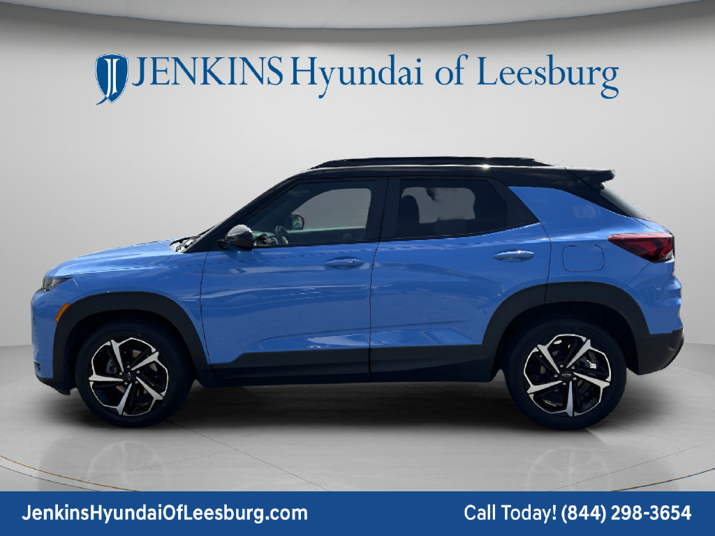 Used 2023 Chevrolet TrailBlazer RS w/ Convenience Package FWD image 9