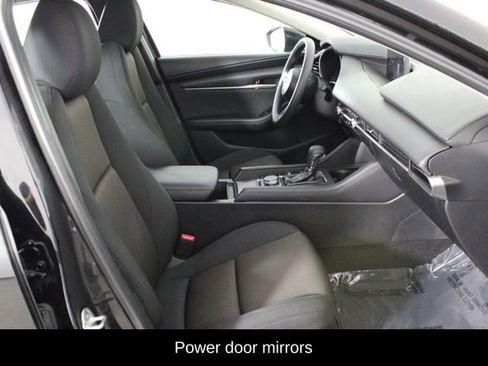 Used 2022 MAZDA MAZDA3 Sedan image 13