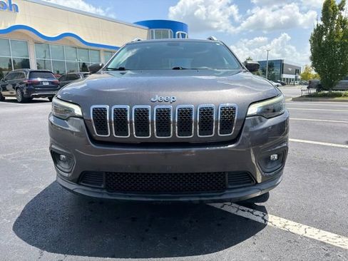 Used 2020 Jeep Cherokee Latitude Plus FWD image 3
