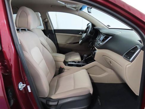 Used 2017 Hyundai Tucson SE w/ SE Popular Package 02 AWD/4WD image 29