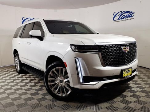 Used 2021 Cadillac Escalade Premium Luxury RWD image 1
