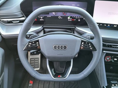 New 2026 Audi SQ5 Premium Plus image 7