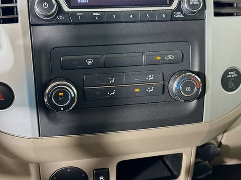 Used 2016 Nissan Frontier SV image 14