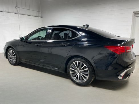 Used 2018 Acura TLX V6 SH-AWD w/ Technology Pkg image 5