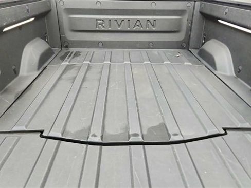 Used 2024 Rivian R1T Adventure image 15
