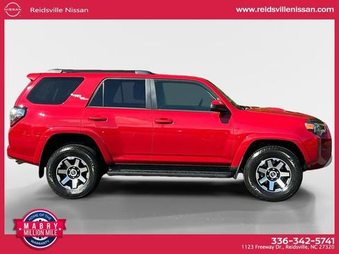 Used 2024 Toyota 4Runner TRD Off-Road image 7