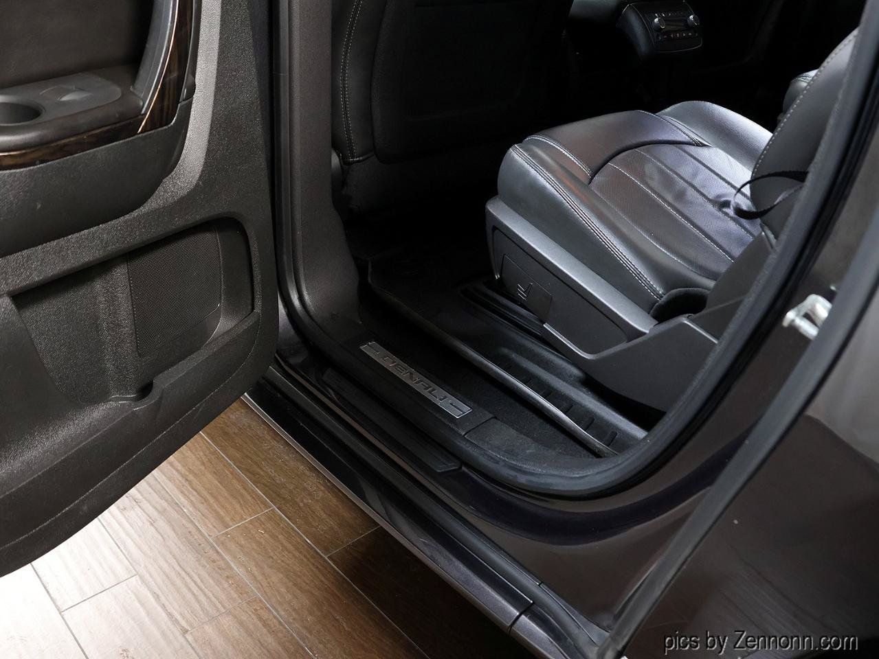 Used 2015 GMC Acadia Denali FWD image 29